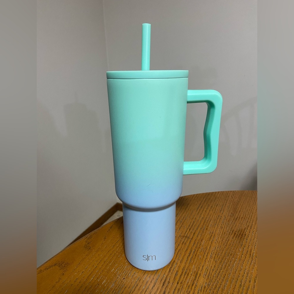 Simple Modern Trek 40oz